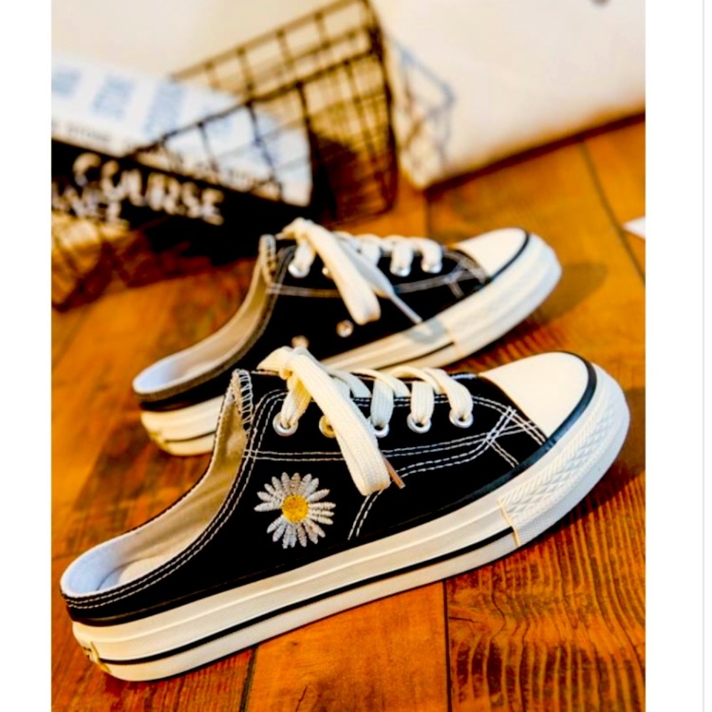 Daisy Mule Slip on Sneaker